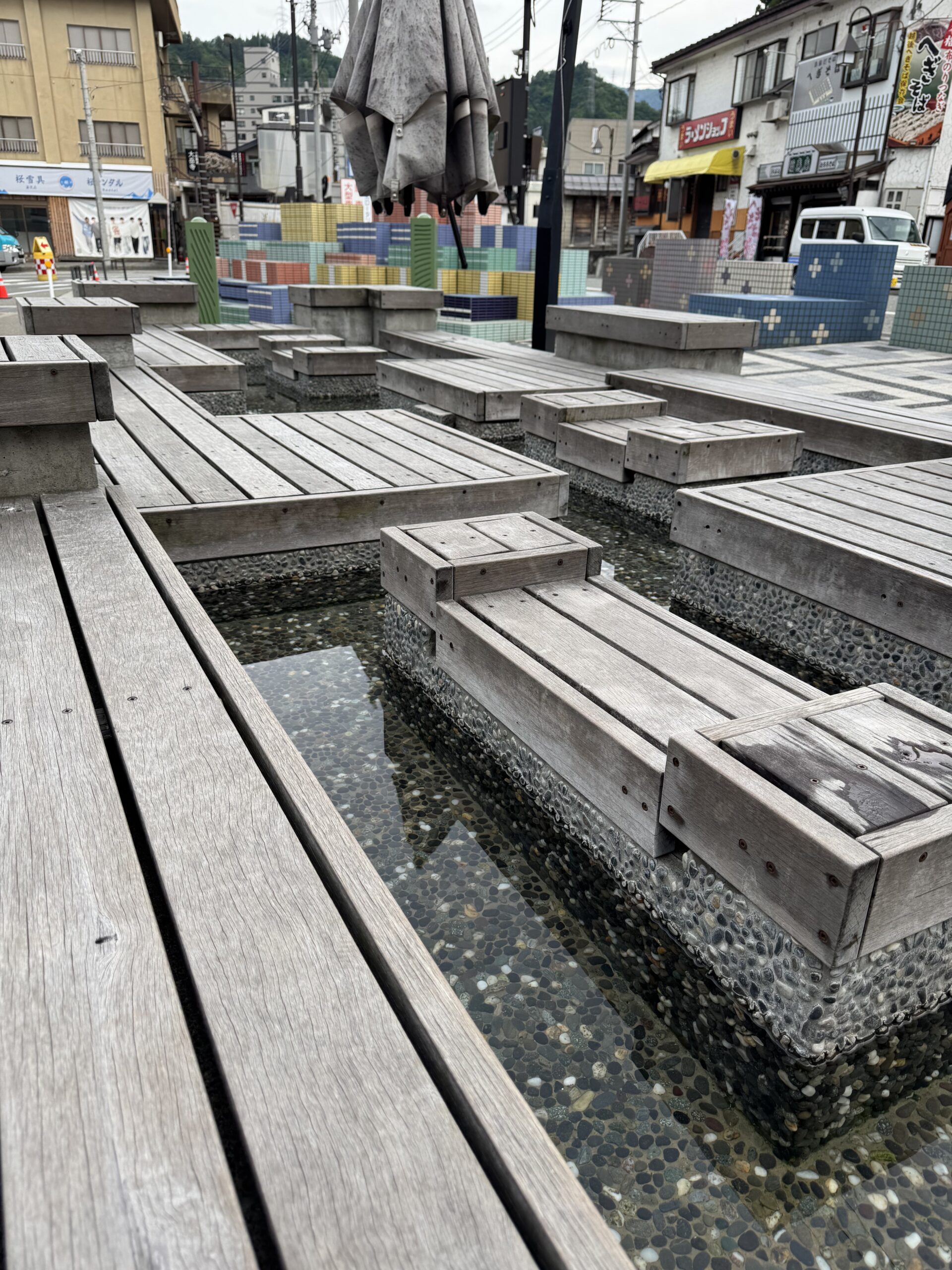 越後湯沢駅前足湯